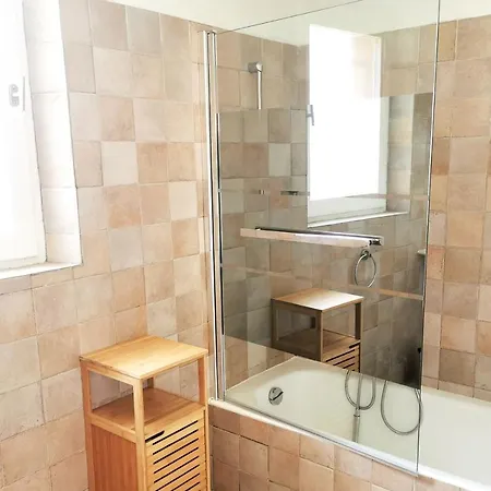 Les De Robinson: Riverside Duplex With Pool Mandelieu-la-Napoule