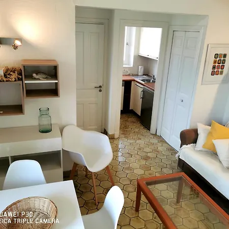 Apartment Les De Robinson: Riverside Duplex With Pool *