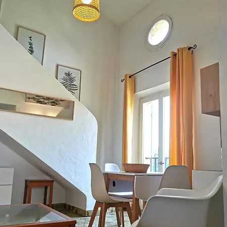 Apartment Les De Robinson: Riverside Duplex With Pool Mandelieu-la-Napoule
